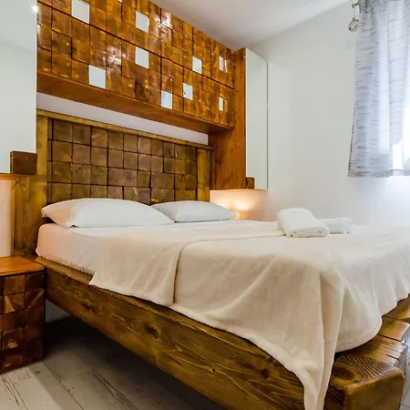 Dub - Three Bedroom With Hot Tub Appartement Dubrovnik
