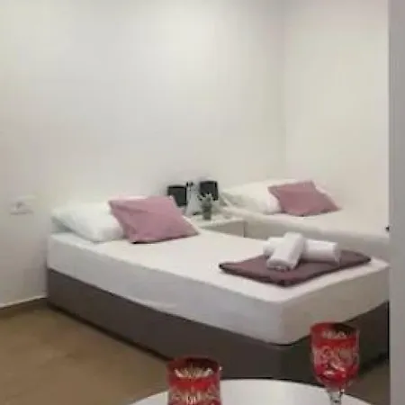 Dub - Three Bedroom With Hot Tub * 두브로브니크