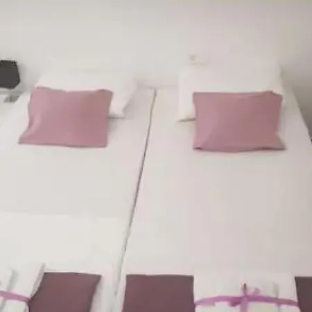 아파트 Dub - Three Bedroom With Hot Tub *